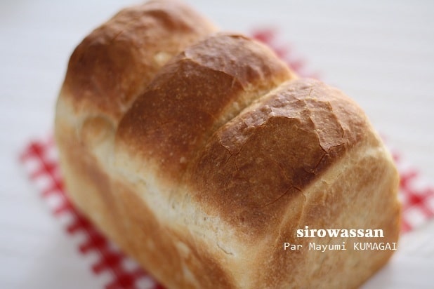 天然酵母を中種にした、こねないパンの山食パン。オーバーナイト法だからすごく美味しい。。