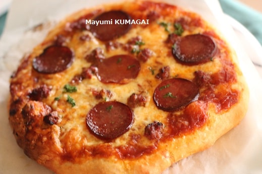 簡易タコソースでつくるアメリカン　ピザ
                          アメリカンなピリ辛ピザのレシピ作り方