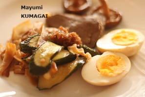 煮豚の代わりに牛肉で、牛肉塊肉の醤油煮