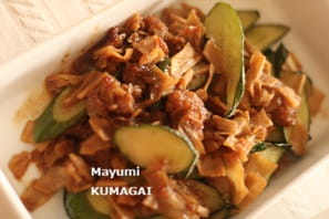 かんぴょうの歯ごたえが満足感アップ！干しキュウリとかんぴょうの鶏肉炒め