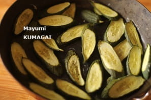 かんぴょうの歯ごたえが満足感アップ！干しキュウリとかんぴょうの鶏肉炒め