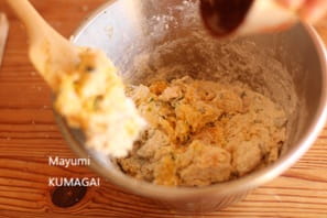 かぼちゃのニョッキにココアをいれてココア入りニョッキ。バーニャカウダソースをかけて。