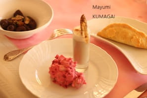 かぼちゃのニョッキにココアをいれてココア入りニョッキ。バーニャカウダソースをかけて。