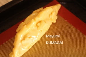 専用生地がサクサクして美味しいけど、
  意外に簡単！にできた、チキンのコーニッシュ・ミートパイ