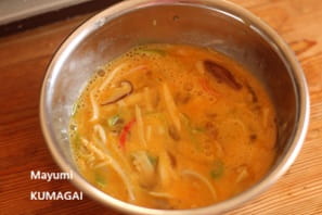 カニ玉・芙蓉蟹（ふようはい）のコツは
  卵をいれるタイミングと油に量を守ってふわふわにできます