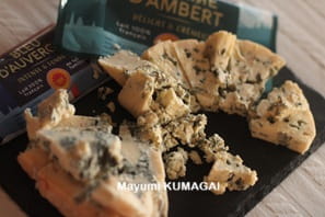 フルム・ダンベールFourme d'Ambertとブルー・ドーヴェルニュBleu d'Auvergneの試食会