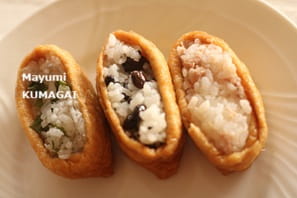 オープンいなり寿司を3種つくる、しらす＆紫蘇、ツナ、黒豆納豆＆黒ごま