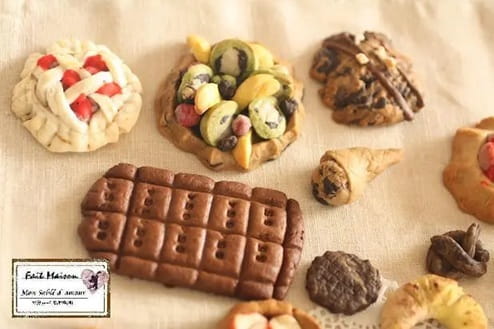 熊谷真由美オリジナル西方のプリントクッキー生地で作ったクレープに見える、食べられるクッキー。