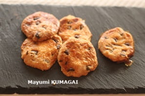 クッキー生地、シュー皮、カスタードクリームまで小麦粉を使わず、すべて米粉で作った米粉のシュークリームはカリカリ＆サクサク♪