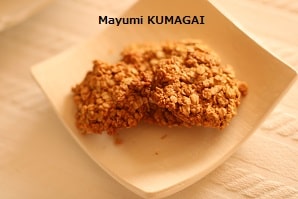 オートミールで自分でつくると香ばしくて美味しい！自家製グラノラ