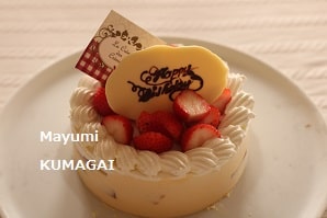 お誕生日のショートケーキ風にアレンジしたウイーン菓子マラコフトルテ