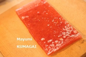 お誕生日のショートケーキ風にアレンジしたウイーン菓子マラコフトルテ