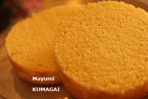 ドイツの伝統菓子 オプストトルテ(Obsttorte)苺だけをのせて
ショートケーキ風に仕上げました。