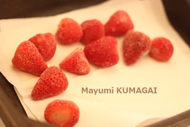 セミドライの苺・ダークチェリーを冷凍フルーツで手作り